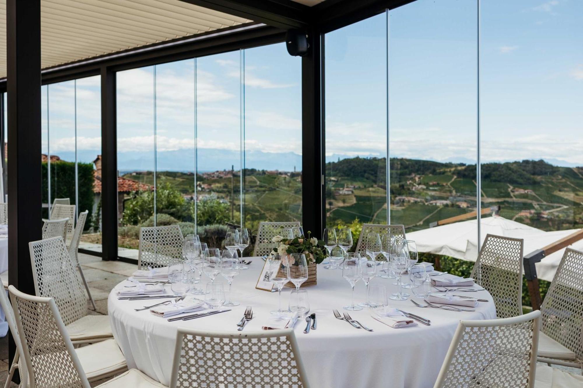 Agriturismo La Torricella Monforte dʼAlba Zewnętrze zdjęcie