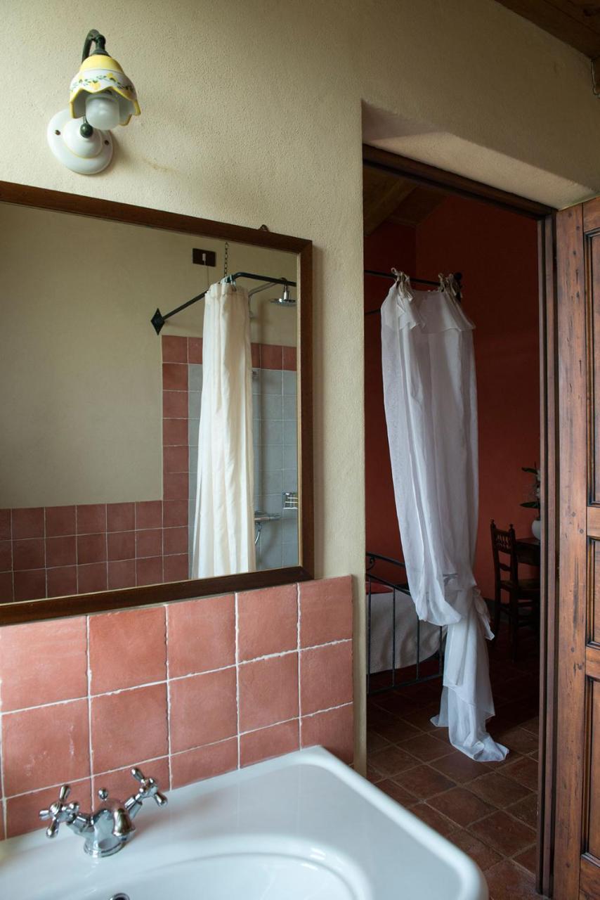Agriturismo La Torricella Monforte dʼAlba Zewnętrze zdjęcie