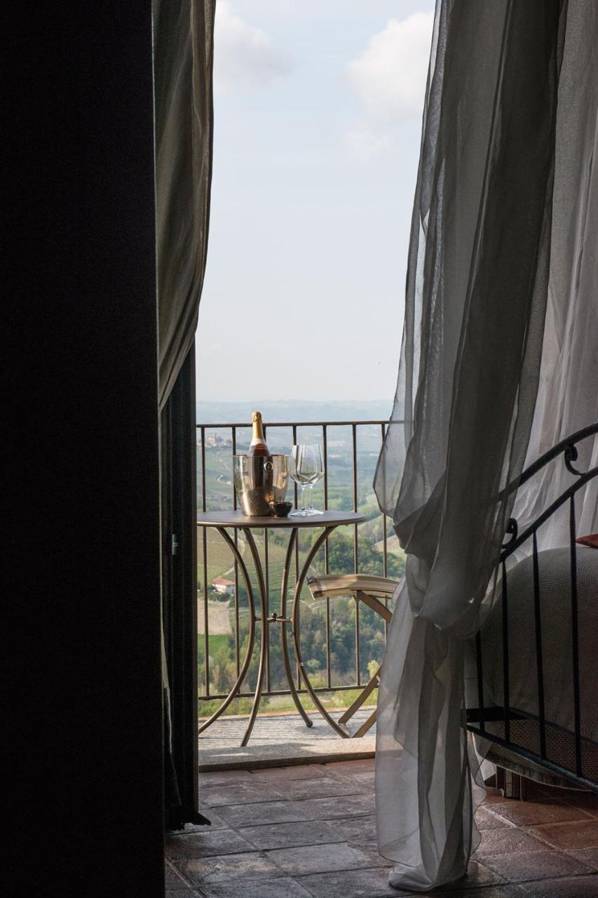 Agriturismo La Torricella Monforte dʼAlba Zewnętrze zdjęcie